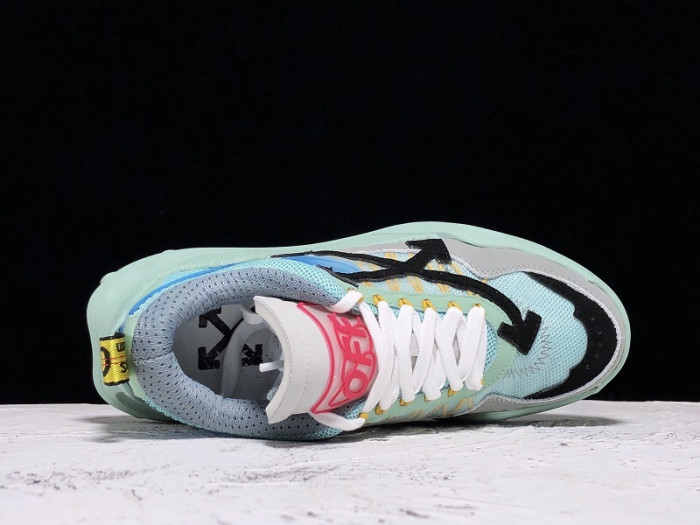 OF C/O ODSY-1000 SNEAKER   KICKZE OW-3