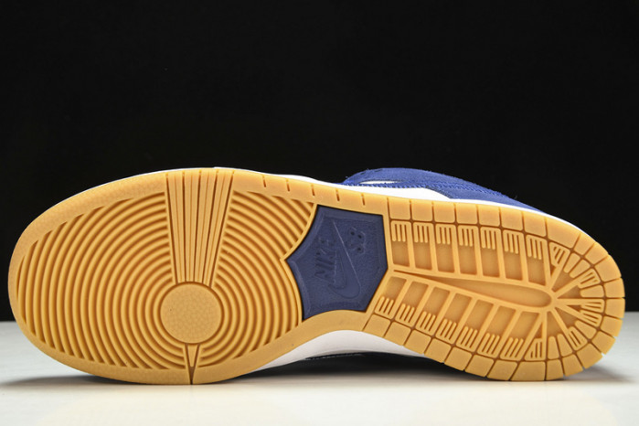 Dunk Low SB 