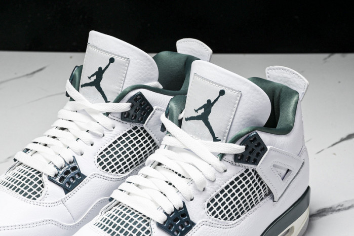 Air Jordan 4 "Oxidized Green" FQ8138-103