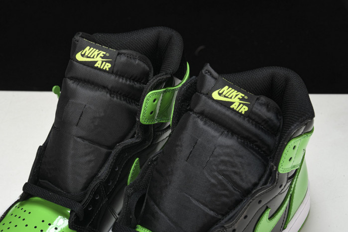 Air Jordan 1 High OG Patent Pine Green   555088-065