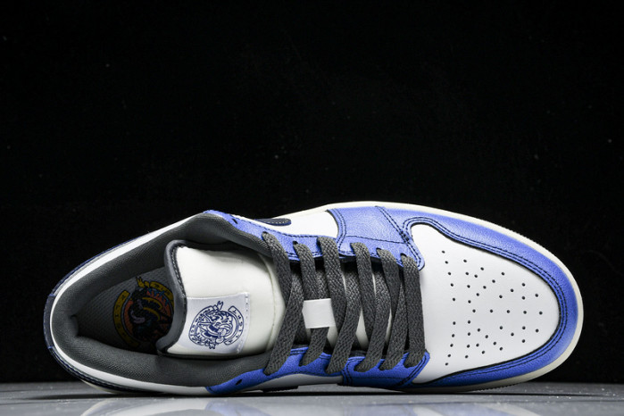 AIR JORDAN 1 LOW SE FLIGHT VINTAGE FV8439-104