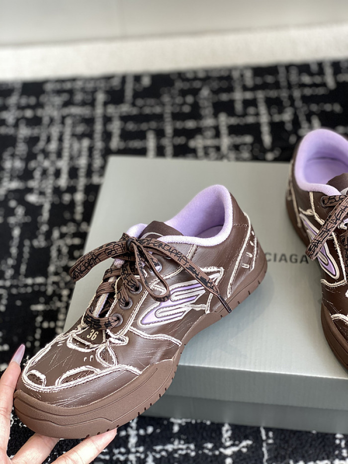 BL Hamptons Worn-Out  -COPSHOE BL - WO 01