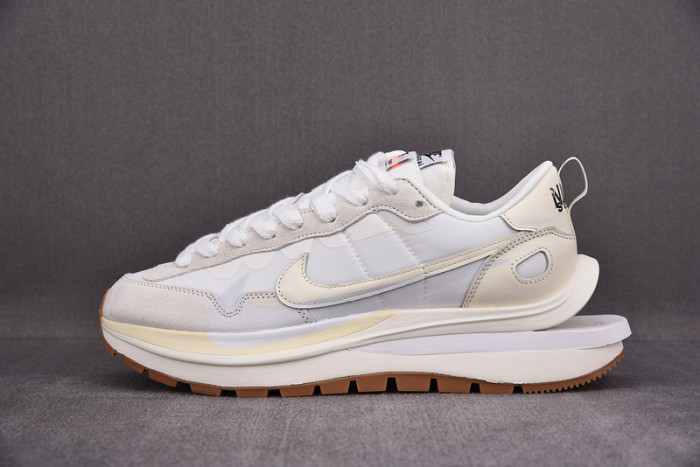 SACAI X NIKE VAPORWAFFLE 3.0 DD1875-001