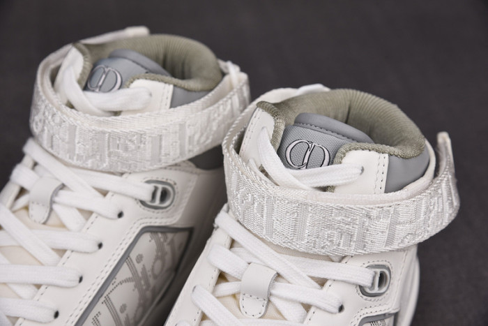 D1R* B27  SNEAKER  KICKZE DR-46