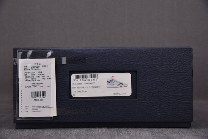 D1R* B27  SNEAKER  KICKZE DR-47