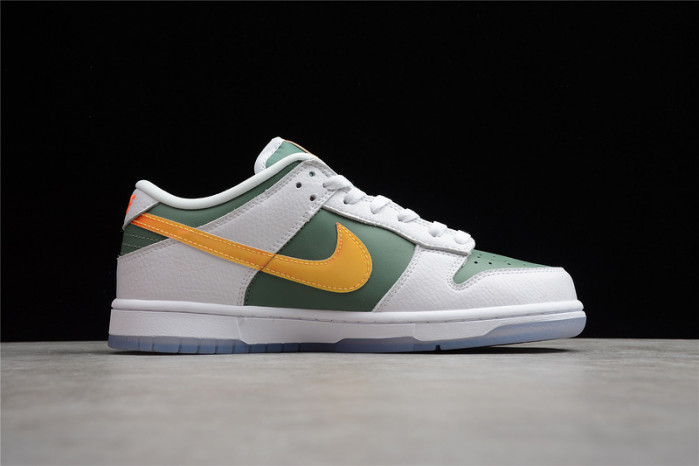Nike Dunk Low NY vs. NY - DN2489-300