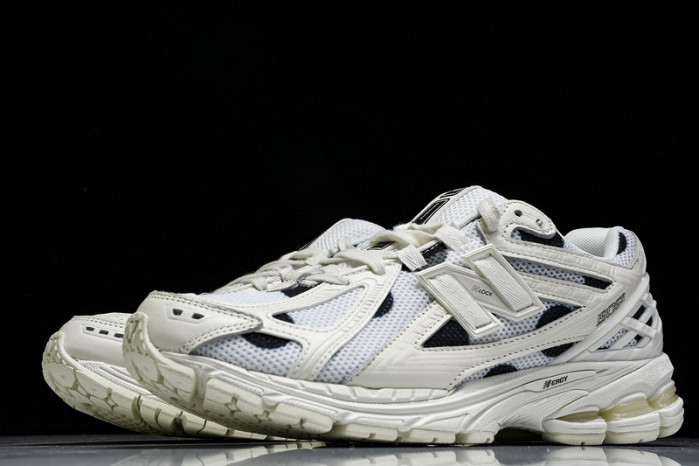 N*EW B*ALANCE COPSHOE NB-135