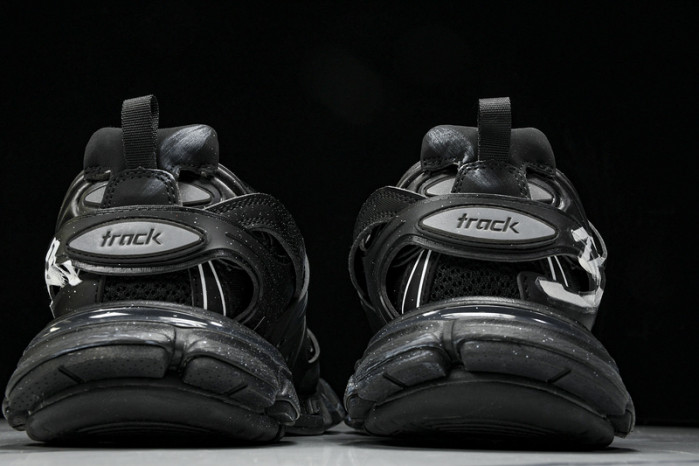 BL TRAINERS TRACK -COPSHOE BL 340