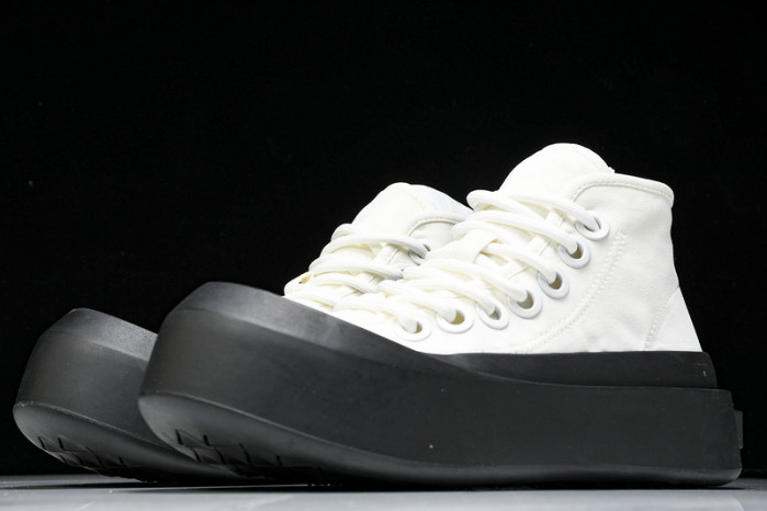 BOTTEGA VENETA SNEAKER COPSHPE BV-48