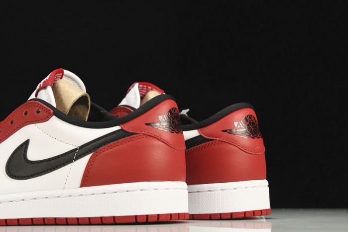 Jordan 1 Retro Low Chicago (2016) - 705329-600