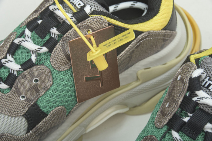 BL &GU TRIPLE S TRAINERS    -KICKZE BL73