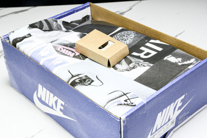 Air Jordan 1 High OG Rare Air “Deep Royal Blue” DZ5485-100