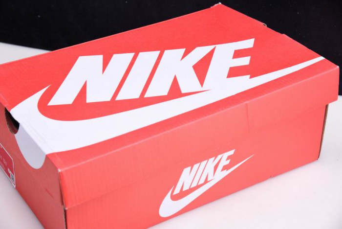 TRAVIS SCOTT X PLAYSTATION X NK SB DUNK LOF  CU1726-800