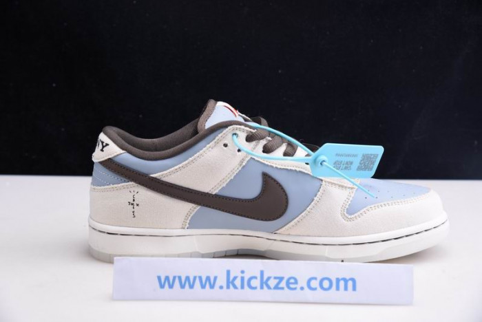 TRAVIS SCOTT X PLAYSTATION X NK SB DUNK LOF  CU1726-800