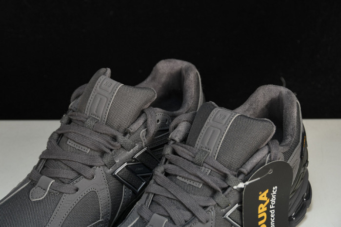 N*EW B*ALANCE COPSHOE NB-057