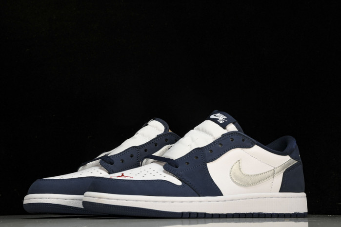Jordan 1 Low SB Midnight Navy Men