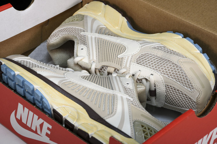 Nike Zoom Vomero 5 Oatmeal  FB8825-111