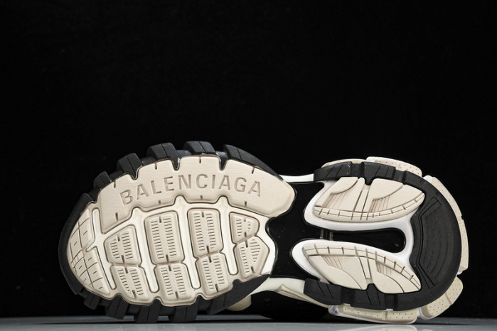 BL TRAINERS TRACK -COPSHOE BL 235