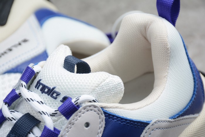 BL TRIPLE S W09O5-1005