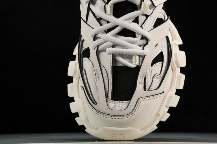 BL TRAINERS TRACK -COPSHOE BL 239