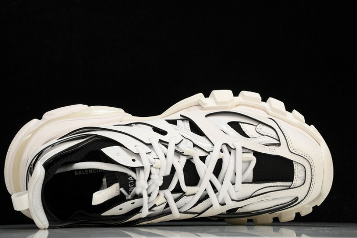 BL TRAINERS TRACK -COPSHOE BL 239