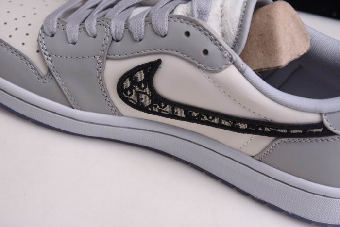 AIR Jordan 1  X Dr  low