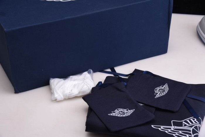 AIR Jordan 1  X Dr  low