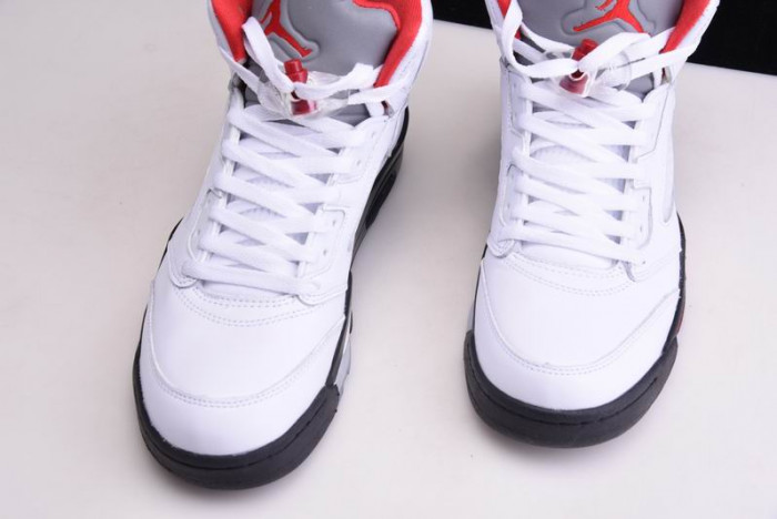 Air Jordan 5 Fire Red  DA1911-102