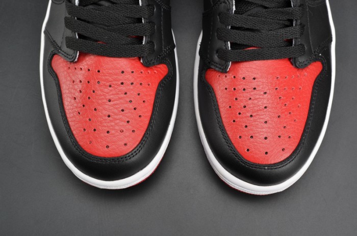 Air Jordan 1 Retro High OG “Banned” red mens  555088-001