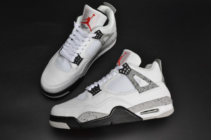 Air Jordan 4 OG “White Cement”  840606-192