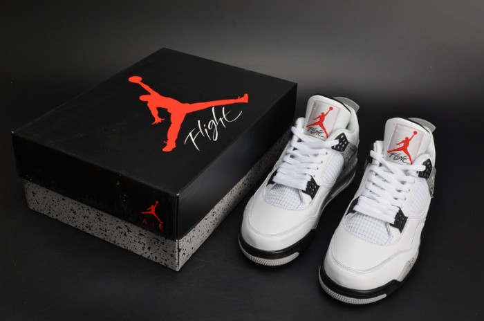 Air Jordan 4 OG “White Cement”  840606-192