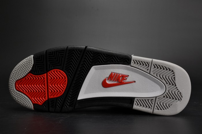 Air Jordan 4 OG “White Cement”  840606-192