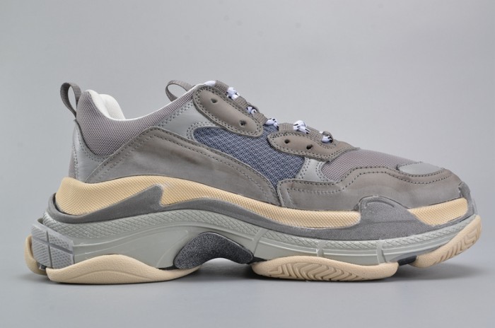 BL 17FW TRIPLE S WASHED SHOF SNEA GREY  MENS AED2900