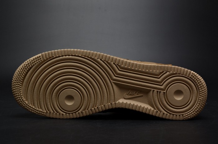 Nike WMNS SF FORCE 1 “Golden Beige” 857872-200